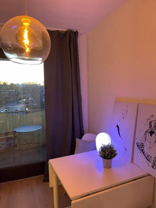 Schickes Apartment Mit Balkon In Düsseldorf Buitenkant foto